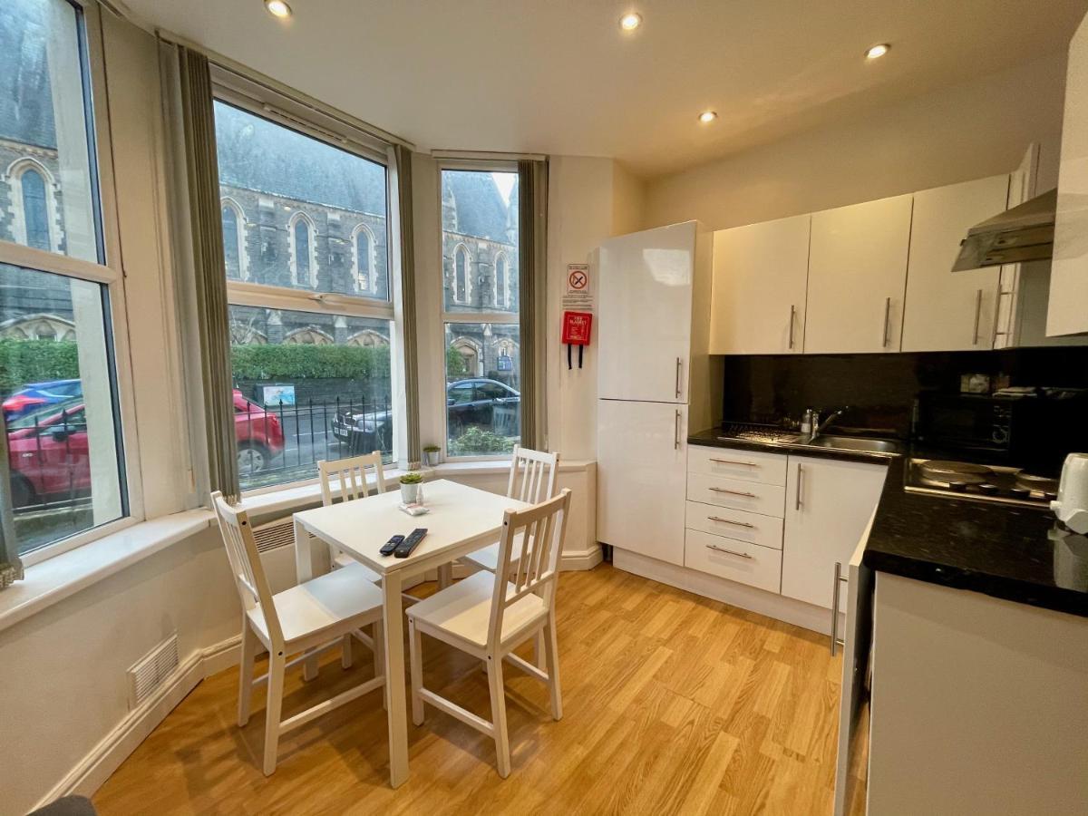 Bute Park Apartment W/ Heating + Private Bathroom Cardiff Luaran gambar